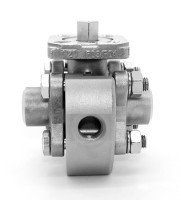 Non piggable ball valve with heating jacket